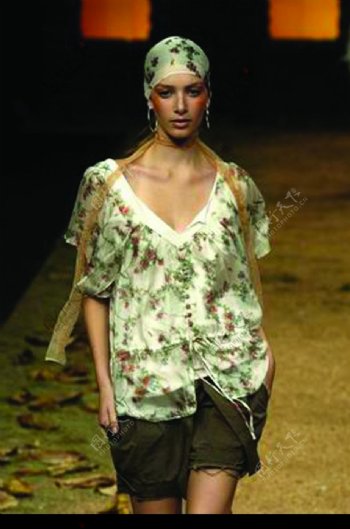 里约热内卢2004女装秋冬新品发布会0169