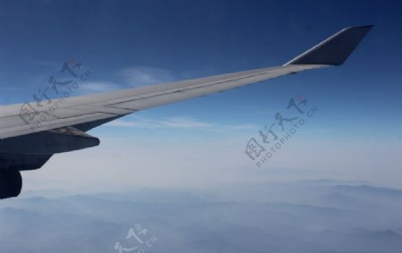 飞机上天空摄影图