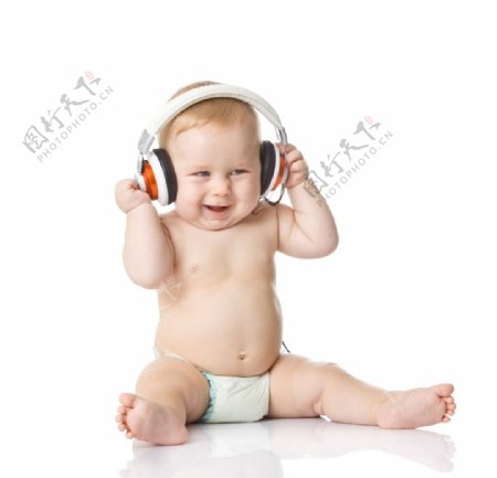听音乐的宝宝