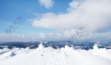 冬季美丽的雪景