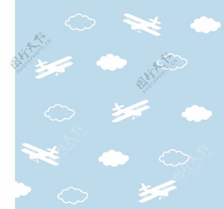 蓝天白云和双翼飞机