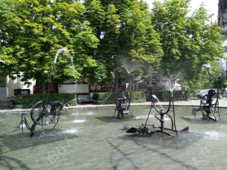丁格利机械喷泉