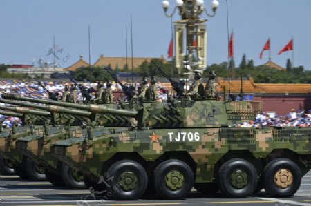 2015阅兵解放军主战坦克