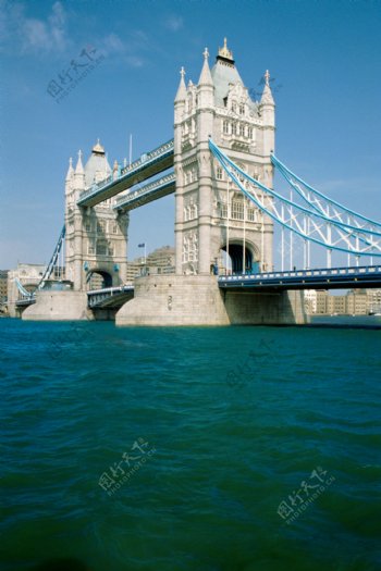 伦敦大桥