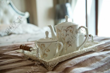 茶壶与茶杯