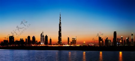 迪拜高楼大厦夜景