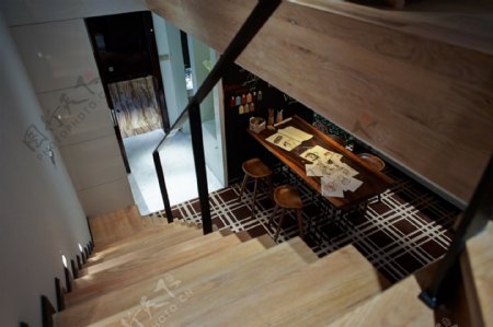 简约餐厅楼梯设计图