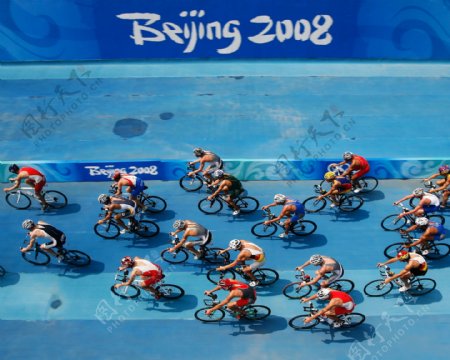 08北京奥运会场地自行车赛图片