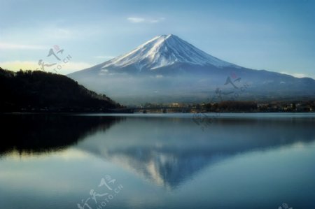 唯美日本富士山风景图片
