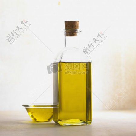 意大利玻璃碗瓶油橄榄油油橄榄油希腊处女橄榄油健康福利