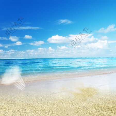 蓝色沙滩大气夏季产品聚划算直通车主图