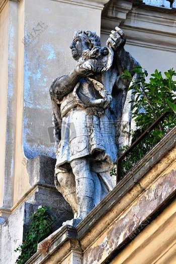 街头的古罗马雕塑