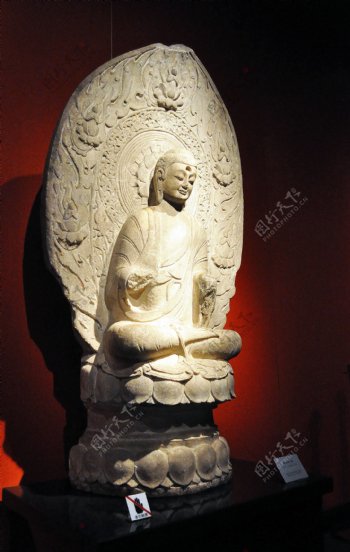 佛祖石像图片