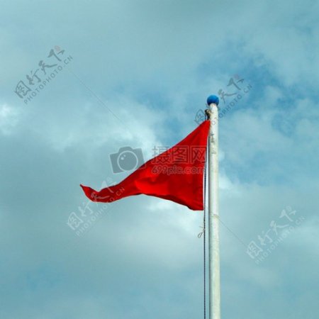 迎风飘扬的红旗
