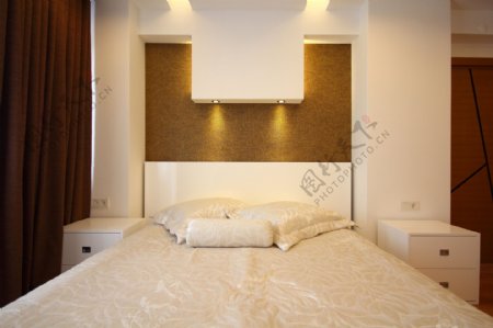 现代卧室设计图片