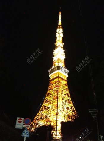 夜晚日本东京铁塔图片