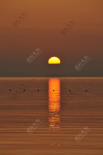 海上日出风景图片