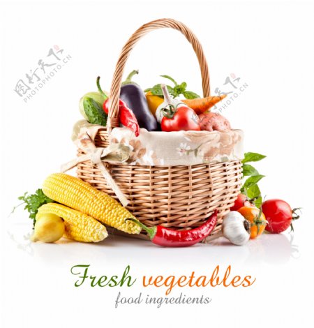 高清菜篮里的蔬菜图片