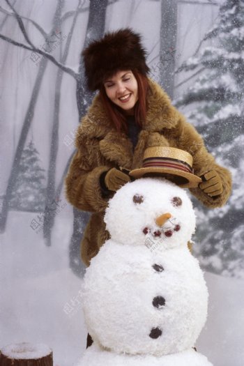 冬季服饰模特美女图片
