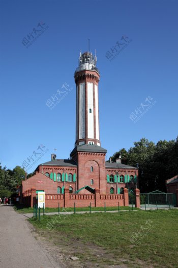 在波罗的海的历史灯塔风景