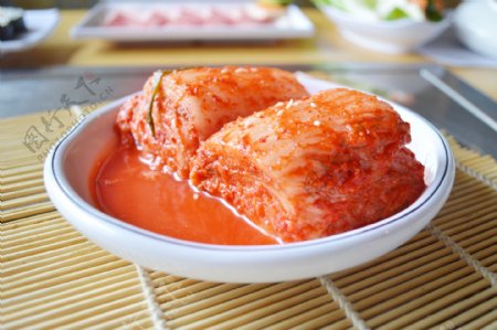 韩式烤肉馆辣泡菜图片