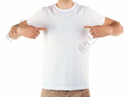 男式白色T恤图片
