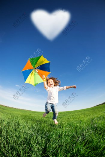 拿着雨伞的孩子图片