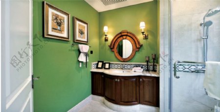 美式时尚卫生间洗手台绿背景墙设计图