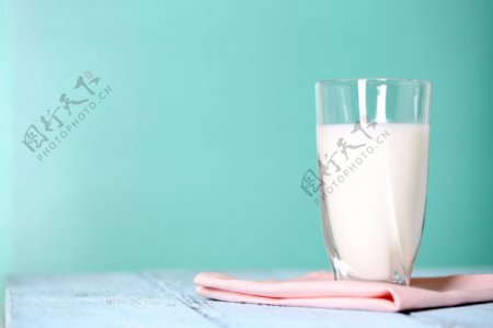 唯美牛奶图片
