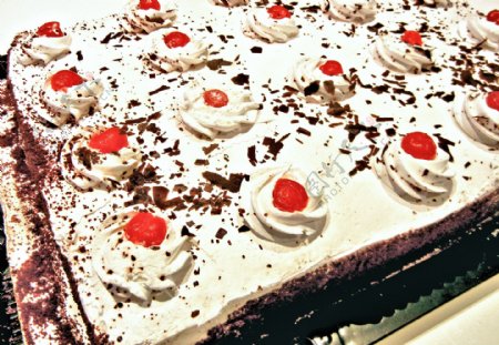 奶油黑森林蛋糕图片