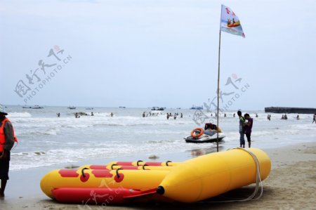 北海银滩充气筏图片