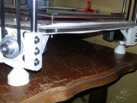 罗斯托克三角洲的3D打印机大脚