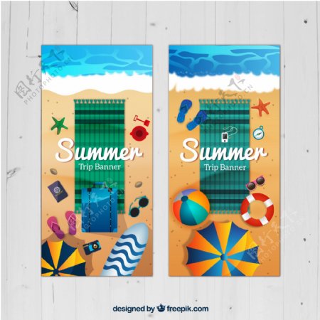 海滩毛巾和元素的假期横幅
