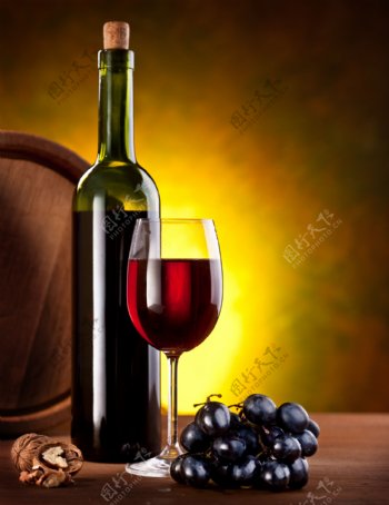 葡萄酒与核桃