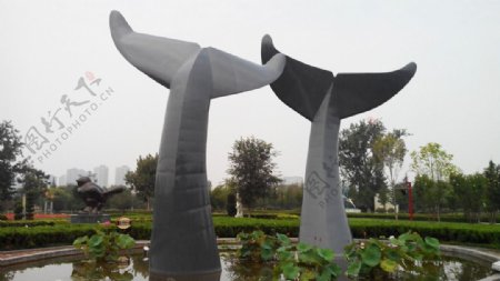 鱼尾雕塑