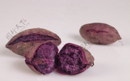 掰开的紫薯小紫薯