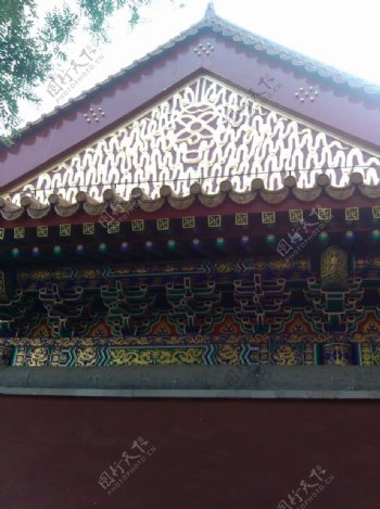 颐和园宫殿侧面墙