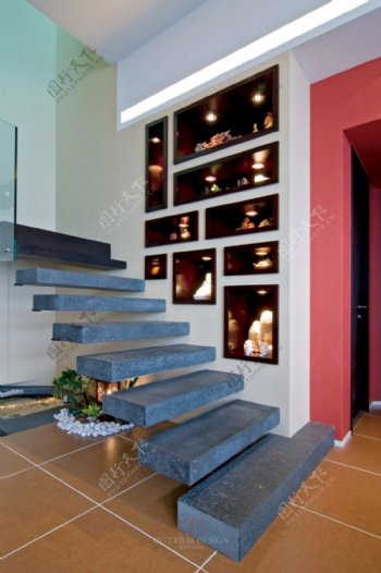 简约现代风格别墅楼梯效果图设计