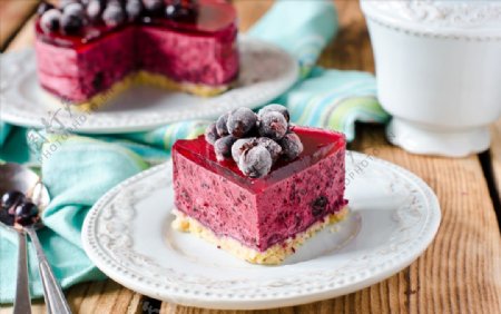 果冻蓝莓蛋糕