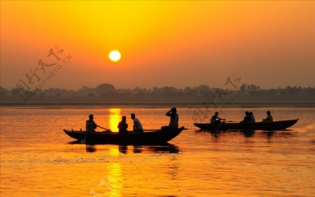 印度恒河日出日落