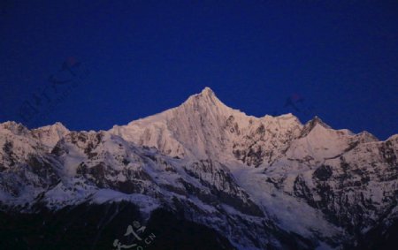 梅里雪山