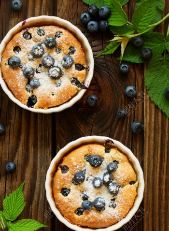 蓝莓烘焙蛋糕