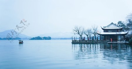 平湖秋月冬季