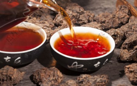 红亮普洱茶