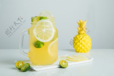 金桔柠檬水