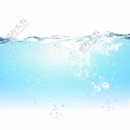 蓝色水面水滴元素
