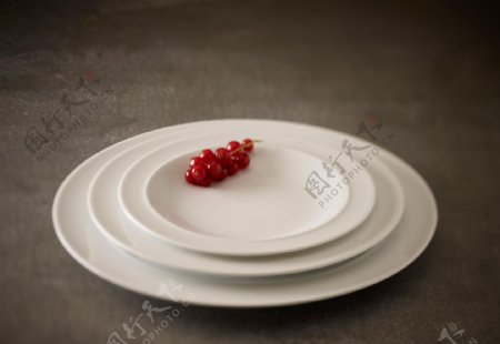 盘子餐具物品静物照片