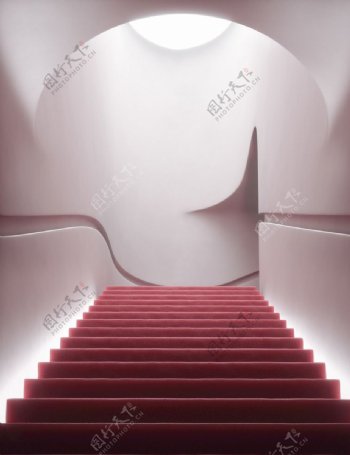 红色楼梯拐角