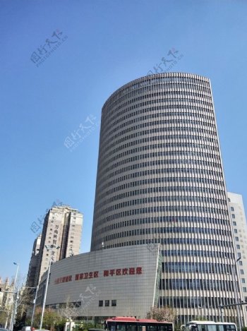 天津中华职业学校大楼