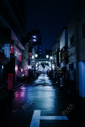 日本夜晚城市无人小巷
